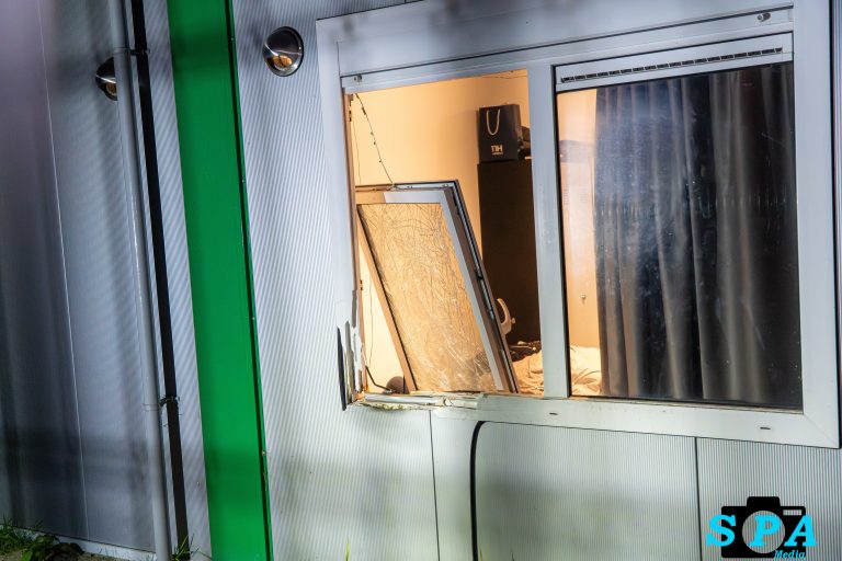 Explosie bij raam bij COA opvang in Bergschenhoek