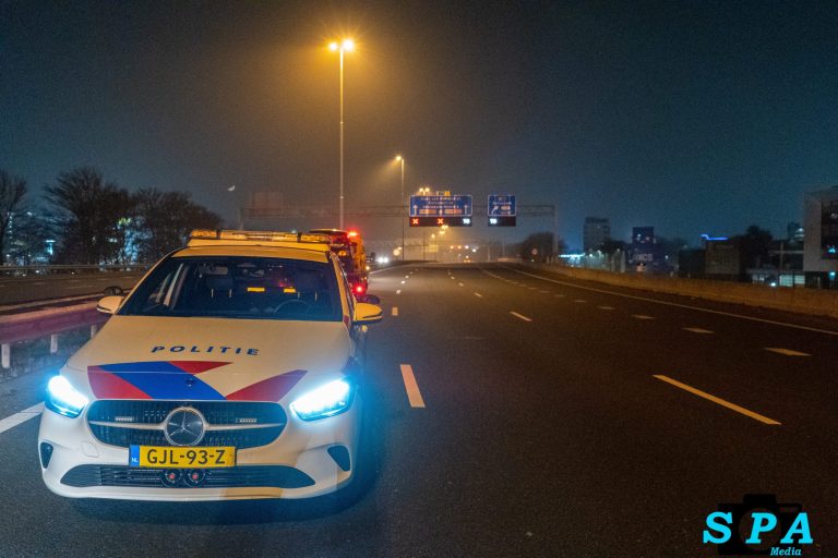 Spookrijder (73) na kilometerslange spookrit op A20 bij Schiedam aangehouden