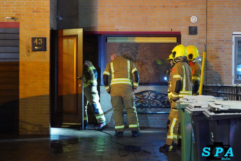Waterlekkage na brand in woning Nystadstraat Rotterdam