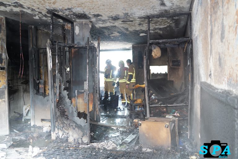 Woning uitgebrand na uitslaande brand Hamakerstraat Rotterdam