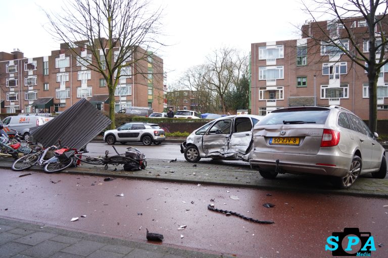 Gewonden en ravage na ongeval Nieuwe Boezemstraat Rotterdam