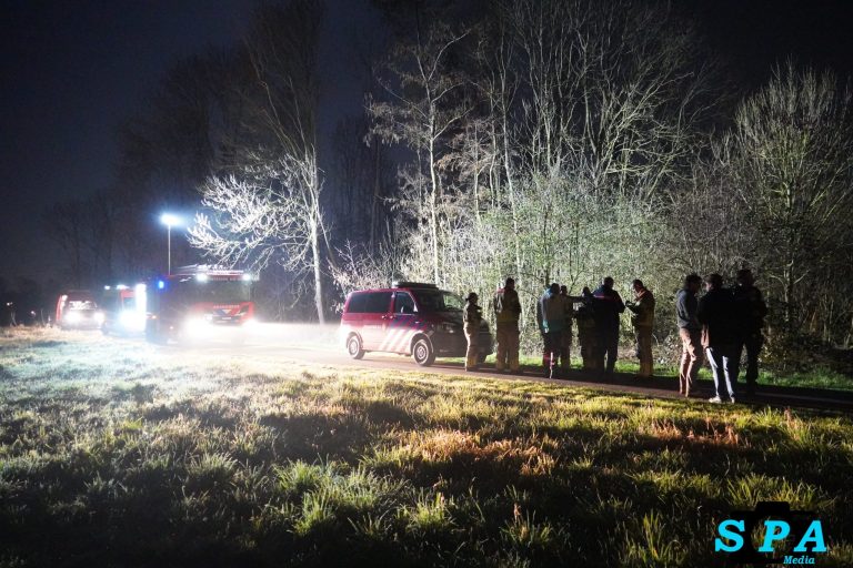 Zoekactie in Buckeburgpark na melding persoon te water Nieuwerkerk ad IJssel