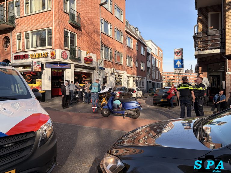 Vrouw op scooter gewond na botsing met auto Dordtselaan Rotterdam
