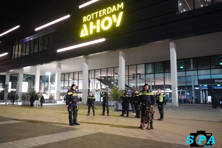 Zoetermeerder (21) veroordeeld voor steekpartij na concert Broederliefde in Ahoy Rotterdam