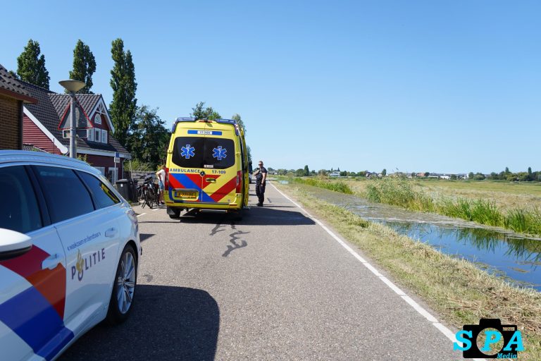 Oudere man (92) raakt met scootmobiel te water Oude Bovendijk in Rotterdam
