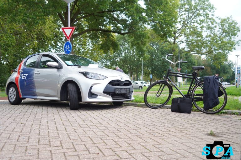 Fietser gewond na botsing op Bovendijk in Rotterdam